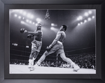 Muhammad Ali Signed 30 x 40  Photograph in 37.5 x 47.5 Framed Display - Ali Vs. Frazier (PSA/DNA) - "In The Presence" PSA